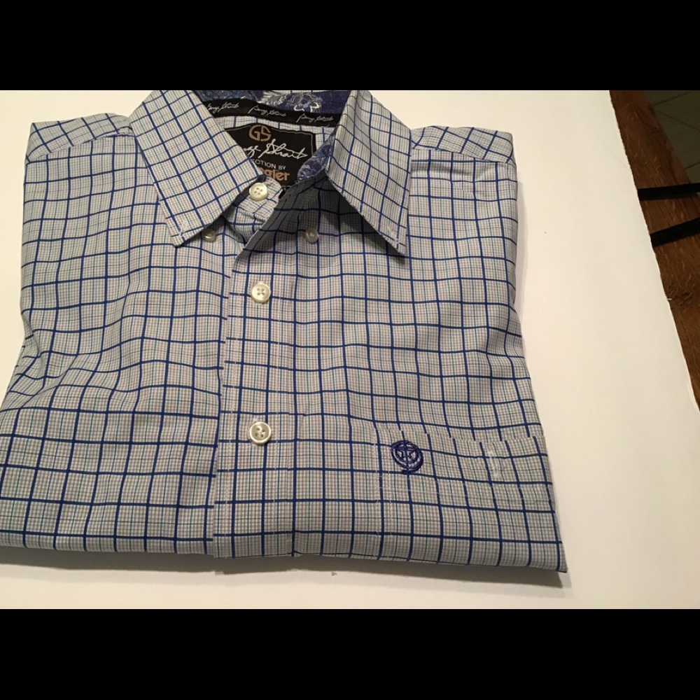 Wrangler George Strait long sleeve blue plaid shirt.